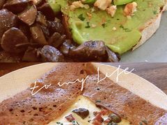 牛油果煮蛋吐司-RAC BAR(安福路店)