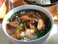 红烧牛肉面-老西白点心店