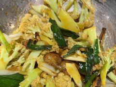 -松沪名灶·豆浆鱼头·新上海菜(飞航吾悦广场店)