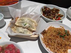 -楚山晓·湖北菜(武汉光谷K11店)