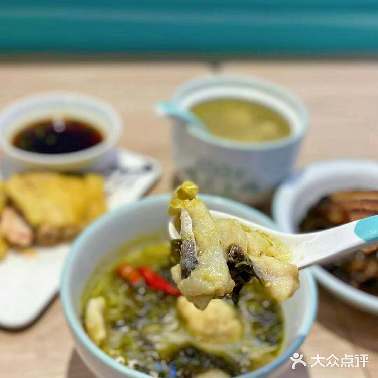 老乡鸡｜经济实惠中式快餐🍱 