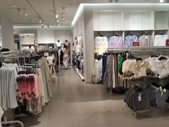 -H&M(来又来时尚购物广场店)