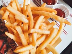 -The Habit Burger Grill 哈比特汉堡(复兴soho店)