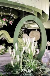 -白雪公主婚纱摄影