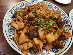-壹阁胡羊焖饼(特色小吃街店)