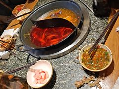 -杨肥肠火锅大排档(火车站花园店)