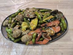 -郑记•不夜城烧烤•龙虾•虾蟹(黄鹤楼店)