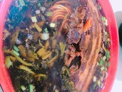 -小龙大肉面馆
