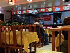 大堂-陈寔包子王·卤煮小肠·京味小吃(龙潭店)