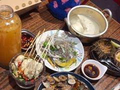 -蚝堡海鲜·威海菜·海肠捞饭·烧烤·亚洲吃蚝公司(幸福门店)