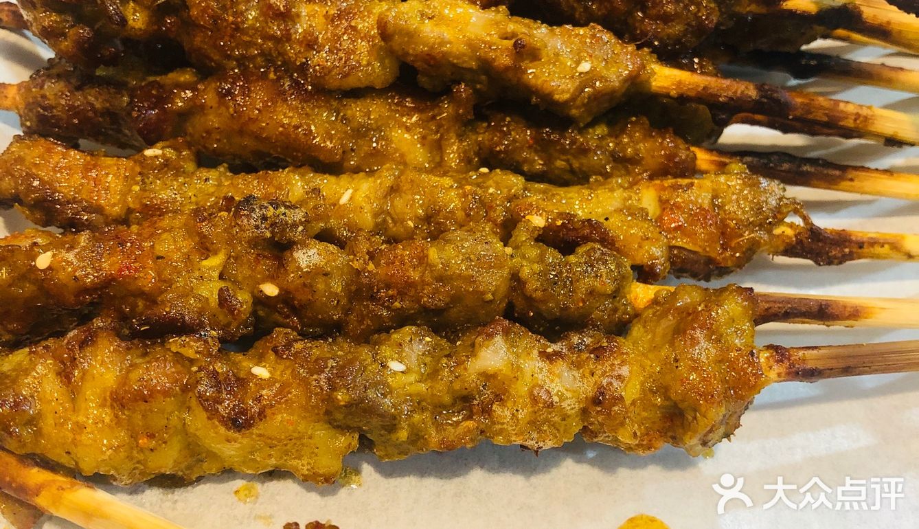 西区花园里的一家新疆烤羊肉,真心好吃