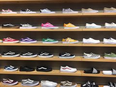 -ABC MART(心斎橋店)