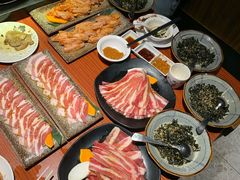 -山之屋炭火烧肉·生啤畅饮(大朗万科中央公园店)