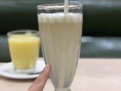 -佰搭果·广式茶餐厅(西华路店)