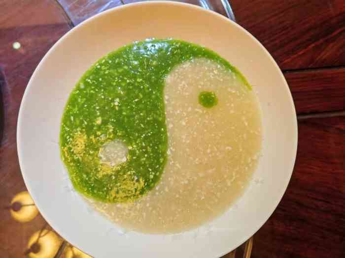 秋萍茶宴(东大名路店)-"春暖花开的季节啦,朋友带我来这里喝茶聊天.