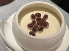 爆珠红豆双皮奶-六个大厨·非遗秘制粤菜(广州塔店)