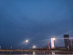 -东港音乐喷泉广场