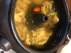 云南经典汽锅鸡-云海肴·汽锅鸡·云南菜(苏州中心店)