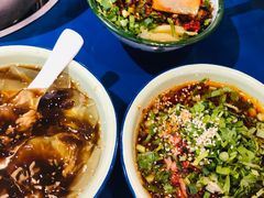 冒牛肉-马路边边麻辣烫联盟路店