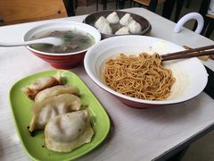 鸡鸭血汤-珊珊小笼馆(仙霞路店)