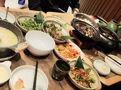 -云海肴·汽锅鸡·云南代表菜(浦江欢乐颂店)