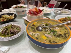 -国人川菜(李家村建东街店)
