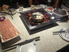 -二荆条·蜀鲜汇城市森林火锅