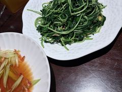 -许爷家·生态湖鲜(徐汇日月光店)