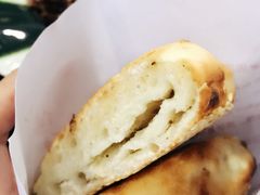芝麻烧饼-穆得·老周家牛肉烧饼(普利街店)