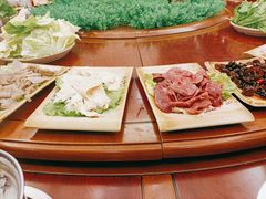 -周老三跷脚牛肉·全牛火锅(非遗传承店)