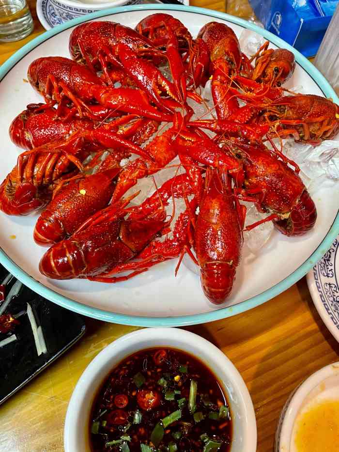 望江门小龙虾·靓虾(西湖店)-"来杭州游玩,看到这家店大众点评上面