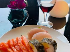 -唐拉雅秀酒店-西锦汇空中BBQ·思创餐厅