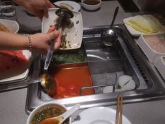 -海底捞火锅(金山百联店)