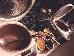 -杭州西湖艺联君亭酒店(黄龙体育中心地铁口店)