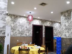 -濠轩阁特色生蚝火锅(水湾路店)