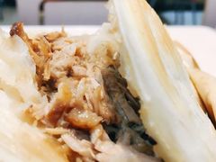 标准肉夹馍-秦阿三·阿三大米面皮店(西市场店)