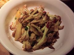 -洞庭土菜小炒馆(易发广场店)