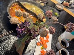 -鹿鸣山草本茶香火锅(园西路店)