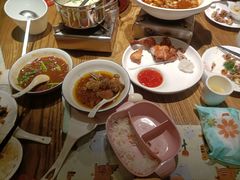 -爱碗亭·鲜炒湖南菜(壹城中心店)