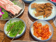 -明洞阿姨·韩式酱蟹烤肉·创意料理(三元桥店)