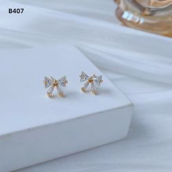 -AI艾耳·专业手工耳洞·穿孔美学馆