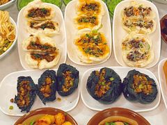 -李与白包子铺(桐梓林店)
