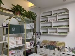 -董小姐日式美甲美睫·皮肤管理