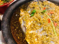 老实人酱椒鱼头-蜀香格格•剁椒鱼头(龙西店)
