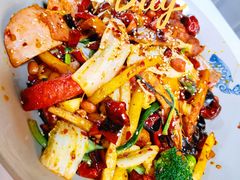 麻辣锅-峨嵋小镇·大食堂(新天地商城店)