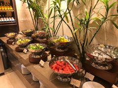 -南湖名都·景湖轩全日制餐厅·海鲜自助·东南亚风味·临湖而食
