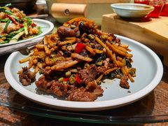 桂林·酸笋紫苏炒牛腱-桂小厨广西菜(桂林万象城店)