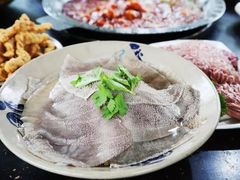 -茅草房·河畔园林火锅