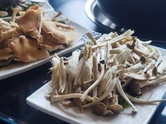 -野菌皇海景野生菌火锅(滨海大道店)