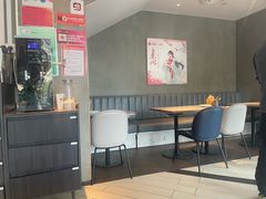 -必胜客(威高广场店)